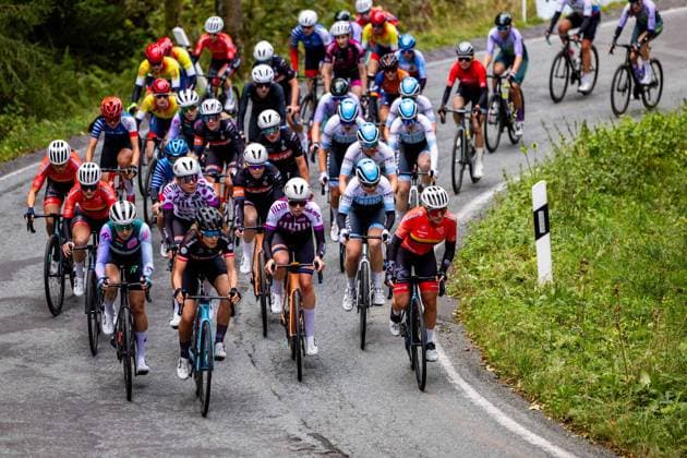 28.09.2024, GER, Rennrad, Bundesliga, Frauen Elite, Saison 2024, Finallauf Müller Die lila Logistik Rad-Bundesliga Im Bild zu sehen sind Impressionen des Rennradrennen, Sportler innen während des Wettkampfes 98574 Schmalkalden Gradierwerk Solewelt Moorgru Thüringen Deutschland