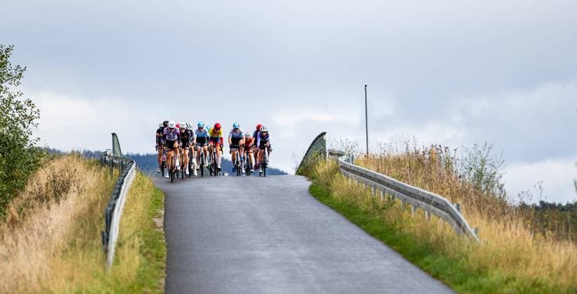 28.09.2024, GER, Rennrad, Bundesliga, Frauen Elite, Saison 2024, Finallauf Müller Die lila Logistik Rad-Bundesliga Im Bild zu sehen sind Impressionen des Rennradrennen, Sportler innen während des Wettkampfes 98574 Schmalkalden Gradierwerk Solewelt Moorgru Thüringen Deutschland
