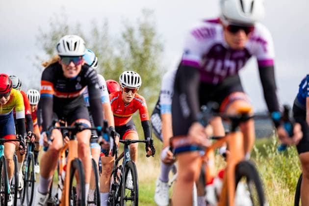 28.09.2024, GER, Rennrad, Bundesliga, Frauen Elite, Saison 2024, Finallauf Müller Die lila Logistik Rad-Bundesliga Im Bild zu sehen sind Impressionen des Rennradrennen, Sportler innen während des Wettkampfes 98574 Schmalkalden Gradierwerk Solewelt Moorgru Thüringen Deutschland