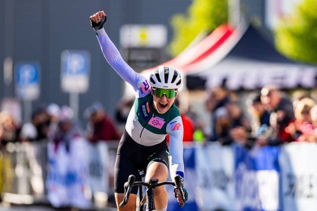 28.09.2024, GER, Rennrad, Bundesliga, Frauen Elite, Saison 2024, Finallauf Müller Die lila Logistik Rad-Bundesliga Ventker, Lydia (MAXX-Solar ROSE women racing) Im Bild zu sehen sind Impressionen des Rennradrennen, Sportler innen während des Wettkampfes 98574 Schmalkalden Gradierwerk Solewelt Moorgru Thüringen Deutschland