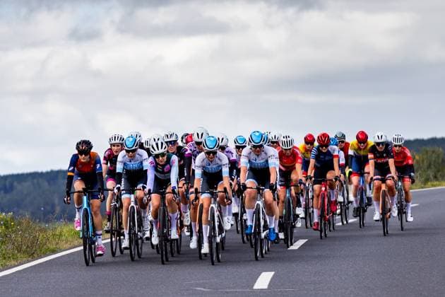 28.09.2024, GER, Rennrad, Bundesliga, Frauen Elite, Saison 2024, Finallauf Müller Die lila Logistik Rad-Bundesliga Im Bild zu sehen sind Impressionen des Rennradrennen, Sportler innen während des Wettkampfes 98574 Schmalkalden Gradierwerk Solewelt Moorgru Thüringen Deutschland