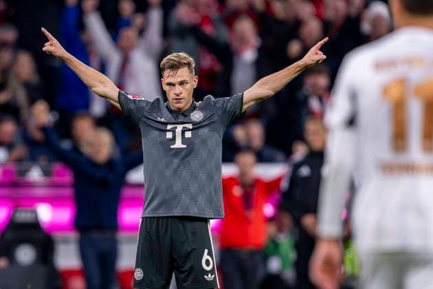 28.09.2024: Fußball, 1. Bundesliga: FC Bayern München - Bayer 04 Leverkusen, Saison 2024 2025 in der Allianz-Arena. Münchens Joshua Kimmich jubelt nach dem Tor zum 1:1. WICHTIGER HINWEIS: Gemäß den Vorgaben der DFL Deutsche Fußball Liga bzw. des DFB Deutscher Fußball-Bund ist es untersagt, in dem Stadion und oder vom Spiel angefertigte Fotoaufnahmen in Form von Sequenzbildern und oder videoähnlichen Fotostrecken zu verwerten bzw. verwerten zu lassen. Copyright: xDavidxInderliedx