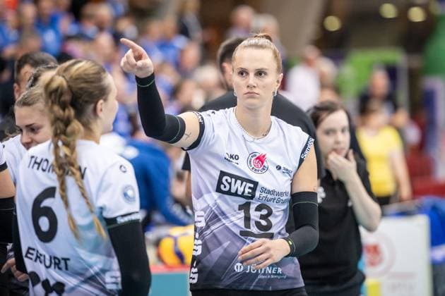 Lara Darowski (Schwarz-Weiss Erfurt, 13) GER, Allianz MTV Stuttgart vs. Schwarz-Weiss Erfurt, Volleyball Bundesliga, VBL, Spielzeit 2024 2025, 28.09.2024 GER, Allianz MTV Stuttgart vs. Schwarz-Weiss Erfurt, Volleyball Bundesliga, VBL, Spielzeit 2024 2025, 28.09.2024 Stuttgart Copyright: xSandyxDinkelackerx EP_SDR
