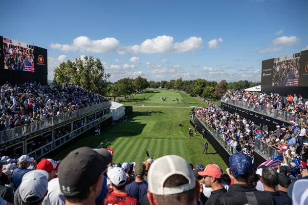 MONTREAL, QC - SEPTEMBER 28: General view of the stands at the first tee at the 2024 Presidents Cup on September 28, 2024 at The Royal Montreal Golf Club in Montreal, QC (Photo by Vincent Ethier Icon Sportswire) GOLF: SEP 28 Presidents Cup EDITORIAL USE ONLY Icon2409280001