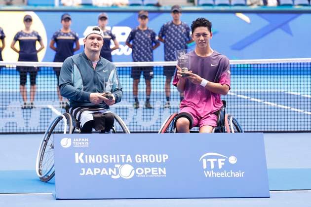 Sport Themen der Woche KW39 September 29, 2024, Tokyo, Japan: (L to R) Gustavo FERNANDEZ (runner-up) and Tokito ODA (winner) poses for the cameras during the award ceremony of the Wheelchair Men s Singles final match of the Kinoshita Group Japan Open Tennis Championships 2024 at the Ariake Colosseum. This is the longest-running ATP, Tennis Herren Tour tournament in Asia, first held in 1972. The tournaments run from September 23 to October 1st. Oda won 6 3, 6 4. Tokyo Japan - ZUMAm191 20240929_aap_m191_012 Copyright: xRodrigoxReyesxMarinx