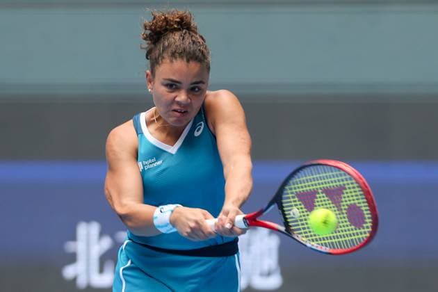 BEIJING, CHINA - SEPTEMBER 28: Jasmine Paolini of Italy competes in the Women s Singles Round of 64 match against Clara Tauson of Denmark on day six of 2024 China Open at National Tennis Center on September 28, 2024 in Beijing, China.  Copyright: xVCGx 111520850052