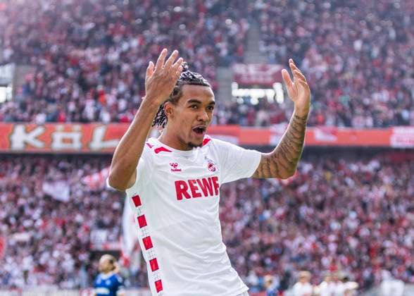 Köln, RheinEnergieStadion, 29.09.2024: Damion Downs (Köln) schiesst das 2:0 Tor und jubelt beim Spiel der 2.Bundesliga 1.FC Köln vs. Karlsruher SC.