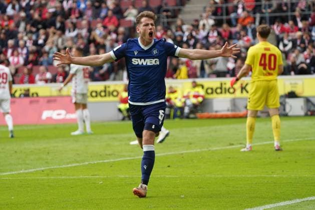 Fussball, 2.BL Saison 2024 2025, 1.FC Köln-Karlsruhe SC , Rheinenergie Köln leon jensen , FC Köln Aktion, Einzelbild