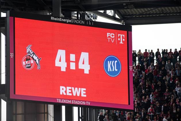COLOGNE, GERMANY - 29 SEPTEMBER, 2024: The football match of 2.Bundesliga 1.FC Koeln vs Karlsruher SC at Rhein Energie Stadion  Copyright: xVITALIIxKLIUIEVx
