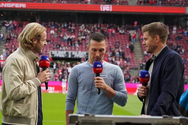 Fussball, 2.BL Saison 2024 2025, 1.FC Köln-Karlsruhe SC , Rheinenergie Köln Yannick Erkenbrecher, Sky Christian Eichner, Trainer , Karlsruhe SC, Simon Terrode, Fussball Experte,