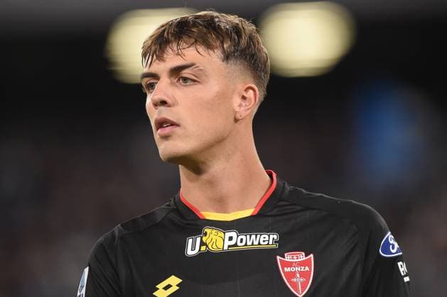 Daniel Maldini of AC Monza during the Serie A match between SSC Napoli and AC Monza at Stadio Diego Armando Maradona Naples Italy on 29 September 2024. Naples Stadio Diego Armando Maradona Naples Italy Copyright: xFrancoxRomanox SP24-1001-043