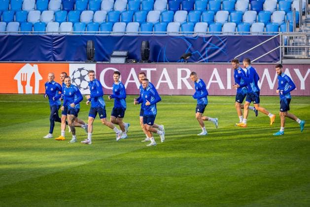 PRACTICE SLOVAN BRATISLAVA Practice of Slovan Bratislava ahead of Champions league, league phase match between SK Slovan Bratislava and Manchester City. Bratislava, Slovakia, September 30, 2024. PUBLICATION NOT IN SLOVAKIA. Copyright: xx practice_slovan005