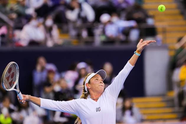 Sport Bilder des Tages BEIJING, CHINA - SEPTEMBER 30: Donna Vekic of Croatia competes in the Women s Singles Round of 32 match against Mirra Andreeva of Russia on day eight of 2024 China Open at National Tennis Center on September 30, 2024 in Beijing, China.  Copyright: xVCGx 111521259366