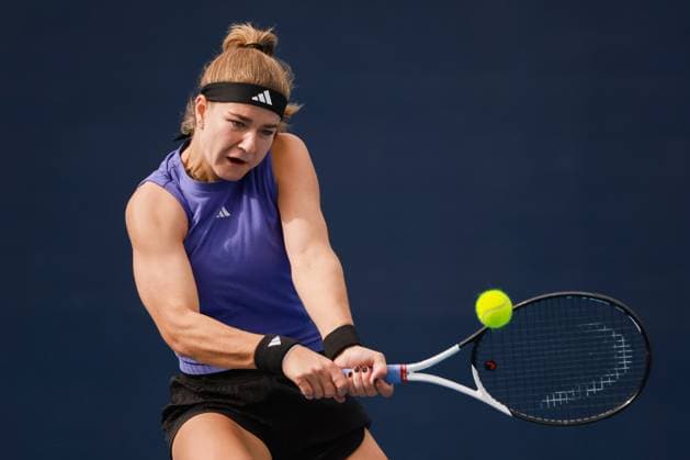 BEIJING, CHINA - SEPTEMBER 30: Karolina Muchova of Czech Republic competes in the Women s Singles Round of 32 match against Jaqueline Cristian of Romania on day eight of 2024 China Open at National Tennis Center on September 30, 2024 in Beijing, China.  Copyright: xVCGx 111521261002