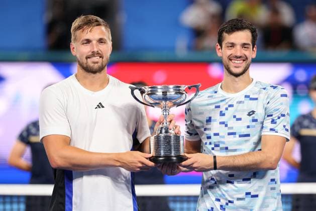 Julian Cash und Lloyd Glasspool, Herren Doppel, Men s Doubles, Siegerehrung, Presentation, Kinoshita Group Japan Open Tennis Championships, Tokyo, Japan Copyright: xJuergenxHasenkopfx