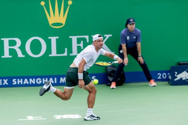 SHANGHAI, CHINA - OCTOBER 01: Alex Bolt of Australia competes in the 2nd Round Qualifying match against Dan Evans of Great Britain on Day 2 of 2024 Shanghai Rolex Masters at Qi Zhong Tennis Centre on October 1, 2024 in Shanghai, China.  Copyright: xVCGx 111521306884