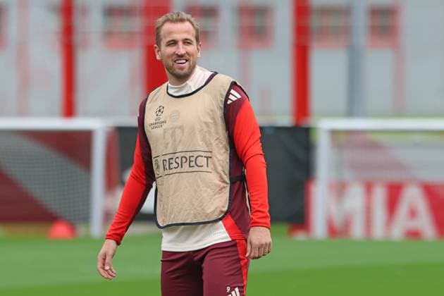 9 Harry Kane, ist fit, zufrieden, gut gelaunt, Gestik, gestikuliert, Portraet, Portrait, Fussball Abschlusstraining - FC Bayern München vor UEFA Champions League-Spiel vs. Aston Villa 01.09.2024 Trainingsgelände, Säbenerstr. FOTO: Mladen Lackovic LakoPress