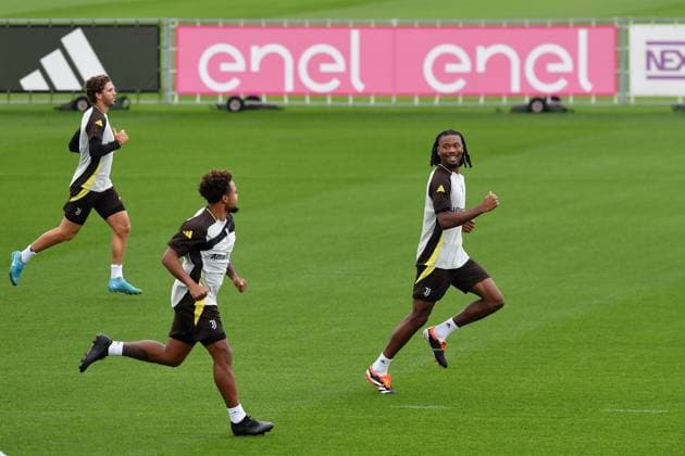 October 1, 2024, Turin, Milan, Italy: Weston McKennie Juventus FC and Khephren Thuram Juventus FC during training at JTC Continassa on October 01, 2024 in Turin, Italy - ph Giuliano Marchisciano during Juventus - Training , UEFA Champions League football match in Turin, Italy, October 01 2024 CALCIO - UEFA Champions League - Juventus - Training  - ZUMAs349 20241001_zsa_s349_046 Copyright: xGiulianoxMarchisciano IpaxSportx