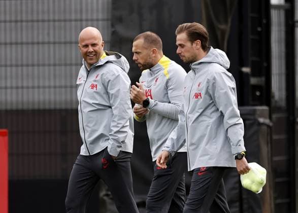 1st October 2024; Anfield and AXA Training Centre, Liverpool, Merseyside, England; press conference, PK, Pressekonferenz and training session ahead of the UEFA Champions League match between Liverpool and Bologna in Liverpool, England; Liverpool coach Arne Slot, assistant coach John Helitinger and Performance Coach Ruben Peeters during today s training session at Liverpool s AXA Training Centre in Kirkby ahead of tomorrow s Champions League match versus Bologna  ActionPlus12698663 AlanxMartin