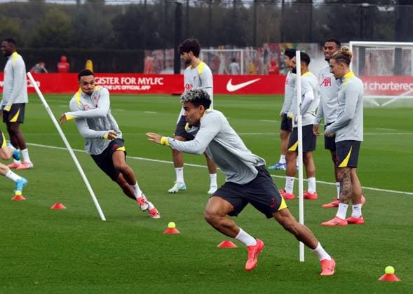 1st October 2024; Anfield and AXA Training Centre, Liverpool, Merseyside, England; press conference, PK, Pressekonferenz and training session ahead of the UEFA Champions League match between Liverpool and Bologna in Liverpool, England; Luis Diaz takes on Trent Alexander-Arnold during today s training session at Liverpool s AXA Training Centre in Kirkby ahead of tomorrow s Champions League match versus Bologna  ActionPlus12698682 AlanxMartin