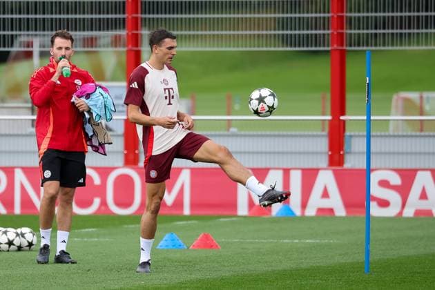 Joao Palhinha (FC Bayern Muenchen, 16) mit Ball, Abschlusstraining, FC Bayern Muenchen, Fussball, UEFA Champions League, 2. Spieltag, Saison 24 25, 01.10.2024, Abschlusstraining, FC Bayern Muenchen, Fussball, UEFA Champions League, 2. Spieltag, Saison 24 25, 01.10.2024 Muenchen Copyright: xEibner-Pressefoto JennixMaulx EP_JML