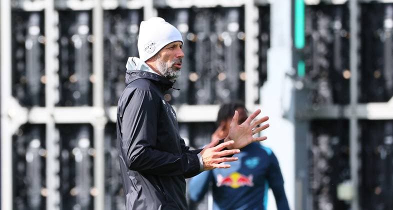 RB Leipzig Training Champions League Leipzig, 01.10.2024, RB Trainingszentrum, Fussball, UEFA Champions League, Matchday-1, RB LEIPZIG vs. JUVENTUS TURIN am 02 10 2024 , Abschlusstraining RB Leipzig , Im Bild: Trainer Marco Rose (RB Leipzig) ,