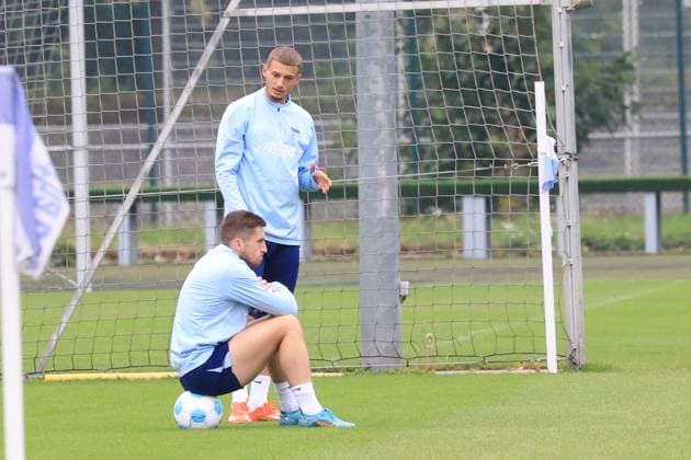 DEU, DFL, 2. FBL Hertha BSC, Training, 01.10.2024, Sportforum, Berlin, DEU, DFL, 2. FBL Hertha BSC, Training, im Bild Jonjoe Kenny (Hertha BSC Berlin 16), Michael Cuisance (Hertha BSC Berlin 27) DFL - regulations prohibit any use of Photographs as image sequences and or quasi-video Foto: Juergen Engler nordphoto GmbH