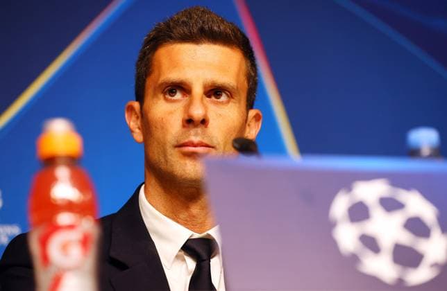 Juventus Turin Pressekonferenz Champions League Leipzig, 01.10.2024, RB Akademie, Fussball, UEFA Champions League, Matchday-1, RB LEIPZIG vs. JUVENTUS TURIN am 02 10 2024 , Pressekonferenz Juventus Turin , Im Bild: Trainer Thiago Motta (JUVENTUS TURIN) ,