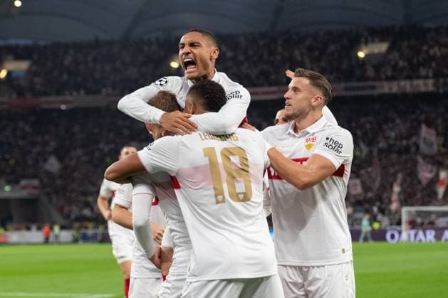 Tor zum 1:0 durch Enzo Millot (VfB Stuttgart, 08) jubel mit Jamie Leweling (VfB Stuttgart 18), Ermedin Demirovic (VfB Stuttgart, 09) GER, VfB Stuttgart vs. AC Sparta Prag, Fussball, Herren, UEFA Champions League, 2. Spieltag, Spielzeit 2024 2025, 01.10.2024, GER, VfB Stuttgart vs. AC Sparta Prag, Fussball, Herren, UEFA Champions League, 2. Spieltag, Spielzeit 2024 2025, 01.10.2024 Stuttgart Copyright: xEibner-Pressefoto WolfgangxFrankx EP_WFK