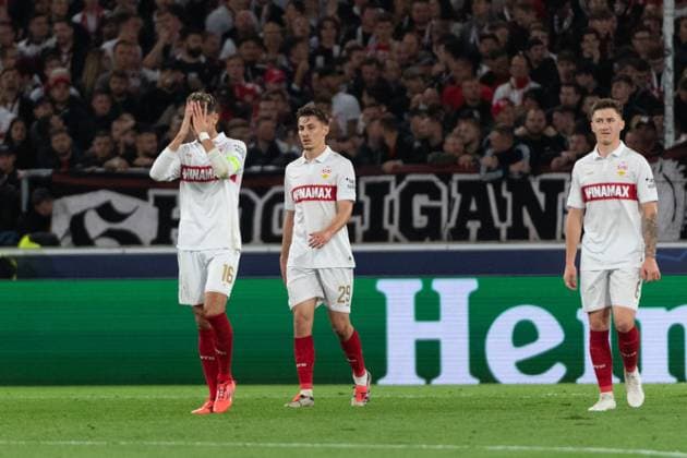 Tor zum 1:1 durch Kaan Kairinen (AC Sparta Prag, 06) frust bei Atakan Karazor (VfB Stuttgart, 16), Anthony Rouault (VfB Stuttgart 29), Angelo Stiller (VfB Stuttgart, 06) GER, VfB Stuttgart vs. AC Sparta Prag, Fussball, Herren, UEFA Champions League, 2. Spieltag, Spielzeit 2024 2025, 01.10.2024, GER, VfB Stuttgart vs. AC Sparta Prag, Fussball, Herren, UEFA Champions League, 2. Spieltag, Spielzeit 2024 2025, 01.10.2024 Stuttgart Copyright: xEibner-Pressefoto WolfgangxFrankx EP_WFK