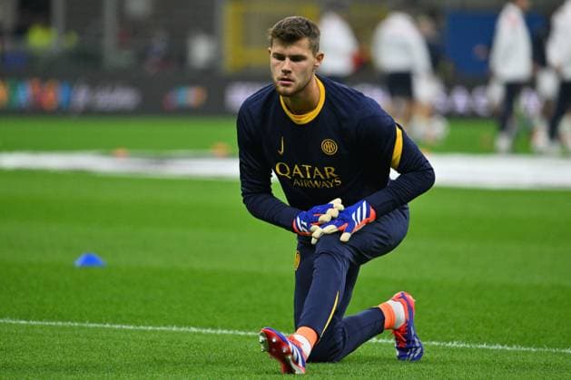 Josep Martinez of F.C. Inter during the UEFA Champions League 2024 25 League Phase MD2 match between F.C. Inter and F.K. Crvena Zvezda at San Siro Stadium on October 1, 2024 in Milan, Italy.  Copyright: xDomenicoxCippitelli IPAxSportx x xx IPA_50239294 IPA_Agency_IPA50239294