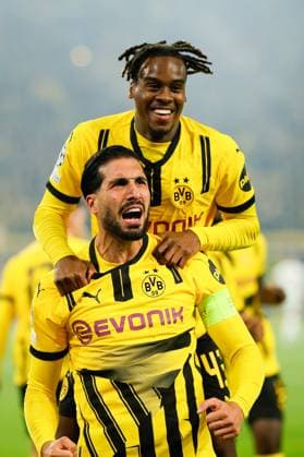 Champions League (24 25), Spieltag 2: Borussia Dortmund - Celtic Glasgow, Signal Iduna Park, Emre Can (Borussia Dortmund) jubelt nach seinem Tor zum 1: 0 DFB DFL REGULATIONS PROHIBIT ANY USE OF PHOTOGRAPHS AS IMAGE SEQUENCES AND OR QUASI-VIDEO. Copyright: HMBxMedia JoachimxBywaletz