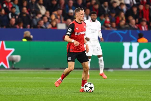 Florian Wirtz 10 (Bayer 04 Leverkusen) Bayer 04 Leverkusen vs. AC Mailand, Fussball, UEFA Champions League, 2. Spieltag, 01.10.2024 Foto: kolbert-press Ant Palmer BayArena NRW Deutschland