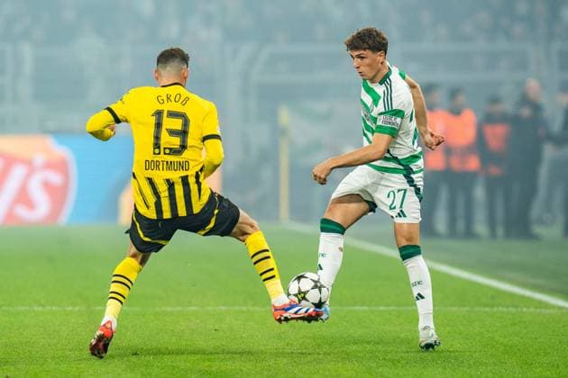 01.10.2024, Borussia Dortmund vs. Celtic Glasgow, UEFA Champions League, 2. Spieltag Pascal Gross (Borussia Dortmund, 13) Celtics Arne Engels Copyright: xBahhoxKarax