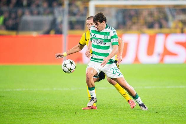 01.10.2024 - Fußball, 2024 2025, Champions League, Gruppenphase, 2. Spieltag, Borussia Dortmund - Celtic Glasgow: (L-R) Waldemar Anton (Dortmund), Paulo Bernardo (Celtic)