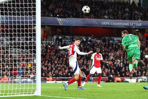 Arsenal v PSG 1 October 2024, London - UEFA Champion™s League Football - Arsenal v Paris Saint-Germain - Kai Havertz of Arsenal scores their first goal past Paris Saint Germain goalkeeper Gianluigi Donnarumma - Photo: Charlotte Wilson Offside. London UK Copyright: xCharlottexWilsonx xOffsidexOffside