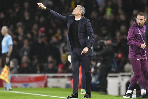 LONDON, ENGLAND - OCTOBER 1: PSG Head Coach Luis Enrique Martínez García gestures during the UEFA Champions League 2024 25 League Phase MD2 match between Arsenal FC and Paris Saint-Germain at Emirates Stadium on October 1, 2024 in London, England. FOOTBALL : Arsenal Vs Paris Saint-Germain - Ligue des Champions - 01 10 2024 LiamAmsan Panoramic 