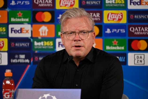 Pressekonferenz PK Trainer Coach Lars Friis AC Sparta Praha Prag Champions League VfB Stuttgart vs AC Sparta Prag 01.10.2024 DFL REGULATIONS PROHIBIT ANY USE OF PHOTOGRAPHS AS IMAGE SEQUENCES AND OR QUASI-VIDEO VfB Stuttgart vs AC Sparta Prag