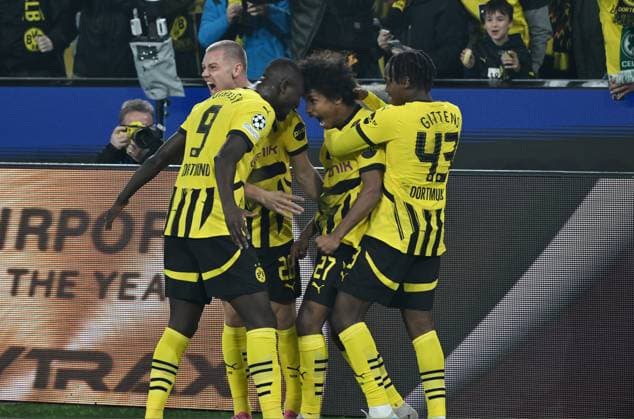 Jubel Jamie Gittens (Borussia Dortmund), Karim Adeyemi (Borussia Dortmund), Serhou Guirassy (Borussia Dortmund), Julian Ryerson (Borussia Dortmund), v.re. 01.10.2024, Fussball UEFA Champions League 2024 25, 2. Spieltag Borussia Dortmund - Celtic Glasgow Dortmund Signal Iduna Park Nordrhein Westfalen Deutschland