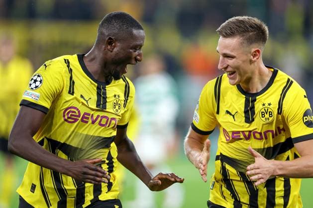 01.10.2024, Fußball, UEFA Champions League, Borussia Dortmund - Celtic Glasgow, 2. Spieltag, Signal Iduna Park, Saison 2024 2025: Torjubel nach dem 6:1 durch Serhou Guirassy (BVB 9) zusammen mit Nico Schlotterbeck (BVB 4) Nordrhein-Westfalen Deutschland