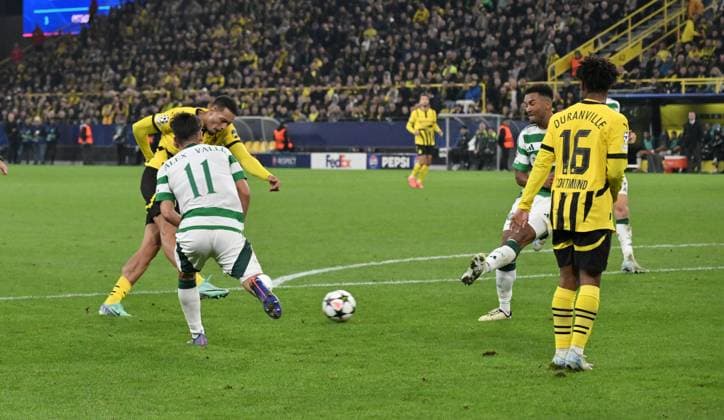 Felix Nmecha (Borussia Dortmund) erzielt das Tor zum 7:1 01.10.2024, Fussball UEFA Champions League 2024 25, 2. Spieltag Borussia Dortmund - Celtic Glasgow Dortmund Signal Iduna Park Nordrhein Westfalen Deutschland