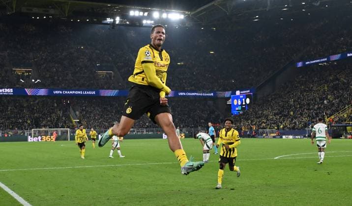 Jubel 7:1 Felix Nmecha (Borussia Dortmund) 01.10.2024, Fussball UEFA Champions League 2024 25, 2. Spieltag Borussia Dortmund - Celtic Glasgow Dortmund Signal Iduna Park Nordrhein Westfalen Deutschland