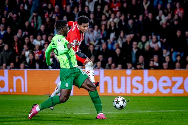 Sporting Club Portugal defender Ousmane Diomande, PSV Eindhoven midfielder Malik Tillman, during the match PSV - Sporting CP at the Philips stadium for the UEFA Champions League phase matchday 2 season 2024-2025 in EINDHOVEN, Netherlands on 1 oktober 2024, (photo by Marcel van Dorst EYE4images DeFodi Images) Defodi-746_192102