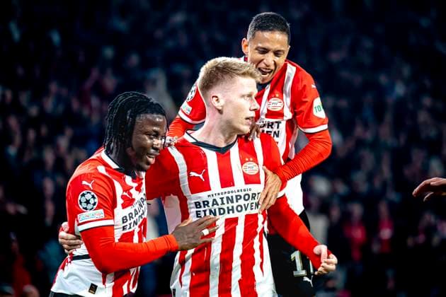 PSV Eindhoven midfielder Jerdy Schouten celebrating the goal, during the match PSV - Sporting CP at the Philips stadium for the UEFA Champions League phase matchday 2 season 2024-2025 in EINDHOVEN, Netherlands on 1 oktober 2024, (photo by Marcel van Dorst EYE4images DeFodi Images) Defodi-746_192104
