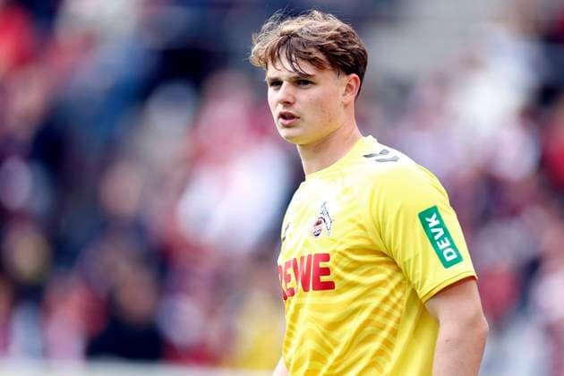 URBIG Jonas Torwart Team 1.FC Koeln DFL 2. Bundesliga Saison 2024 - 2025 Spiel 1.FC Koeln - Karlsruhe SC 4 : 4 am 29.09.2024 in Koeln Copyright: xLacixPerenyix