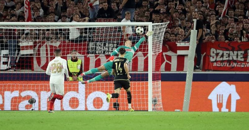 Sport Themen der Woche KW40 01.10.24 VfB Stuttgart - AC Sparta Prag Deutschland, Stuttgart, 01.10.2024, Fussball, UEFA Champions League, VfB Stuttgart - AC Sparta Prag: Alexander Nübel (VfB Stuttgart); Tor 1:1 Kairinen. *** 01 10 24 VfB Stuttgart AC Sparta Prague Germany, Stuttgart, 01 10 2024, Football, UEFA Champions League, VfB Stuttgart AC Sparta Prague Alexander Nübel VfB Stuttgart Goal 1 1 Kairinen