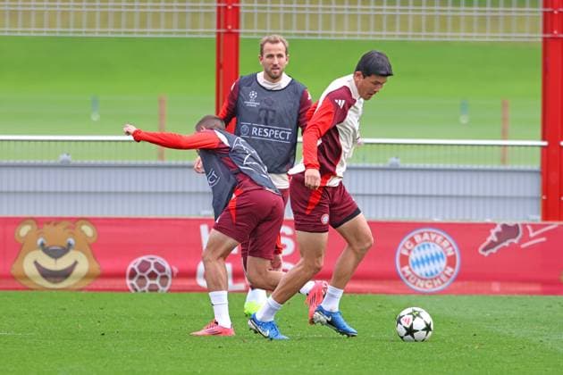 v.l. 22 Raphael Adelino Jose Guerreiro, 9 Harry Kane, 3 Minjae Kim, Aktion, Zweikampf, Fussball Abschlusstraining - FC Bayern München vor UEFA Champions League-Spiel vs. Aston Villa 01.09.2024 Trainingsgelände, Säbenerstr. FOTO: Mladen Lackovic LakoPress