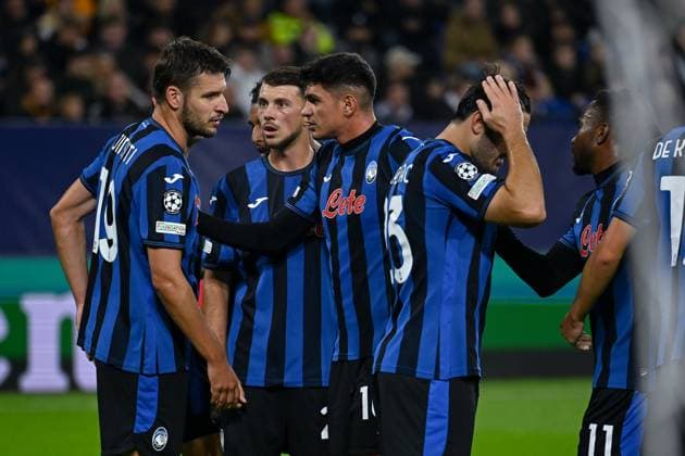 02.10.2024, Fussball, Champions League, 2. Spieltag, Saison 2024 2025, Schachtar Donezk - Atalanta Bergamo, Berat Djimsiti (Atalanta Bergamo) freut sich über das Tor zum 1:0 mit der Mannschaft. xRHR-FOTO TKx Copyright: RHR-FOTOx RHR-FOTO TK
