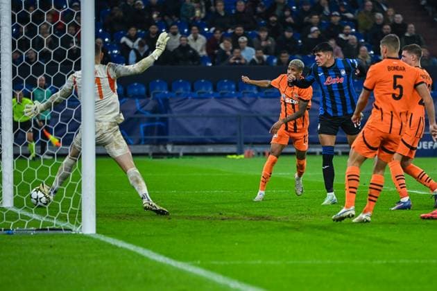 02.10.2024, Fussball, Champions League, 2. Spieltag, Saison 2024 2025, Schachtar Donezk - Atalanta Bergamo, Raoul Bellanova (Atalanta Bergamo) erzielt das Tor zum 3:0. xRHR-FOTO TKx Copyright: RHR-FOTOx RHR-FOTO TK