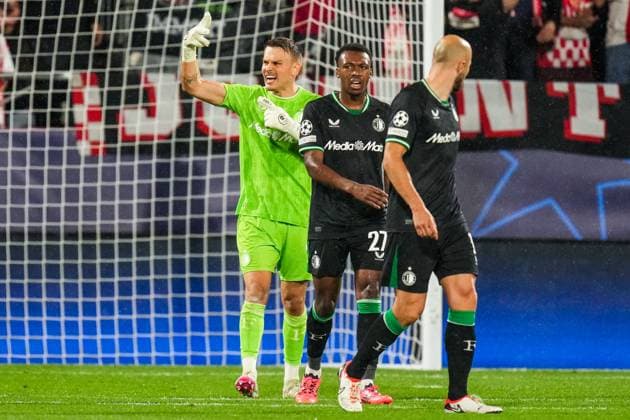 UEFA Champions League: Girona FC v Feyenoord Girona - Feyenoord keeper Timon Wellenreuther, Antoni Milambo of Feyenoord during the second round of new format of the UEFA Champions League 2024 2025. The match is set between Girona FC and Feyenoord at Estadi Montilivi on 2 October 2024 in Girona, Spain. Copyright: xYannickxVerhoevenx